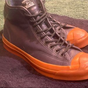 Converse size 10 high top blue leather brown sore and old-school feel